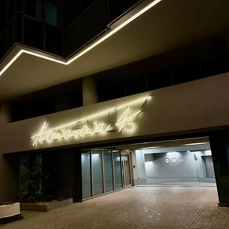 Апартаменти Piper Indigo Targi