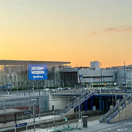 Piper Indigo Targi Апартаменти