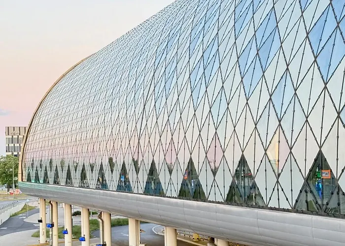 Piper Indigo Targi *